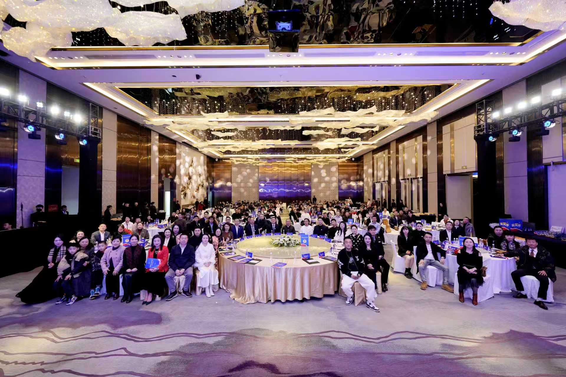 b29b219a3e3e93ed24bca2594cdc5995